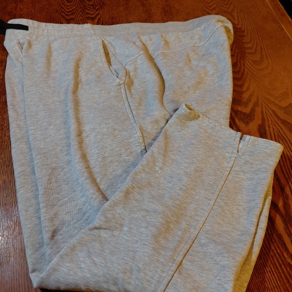 All In Motion Sweat Wear - Picture 2 of 3